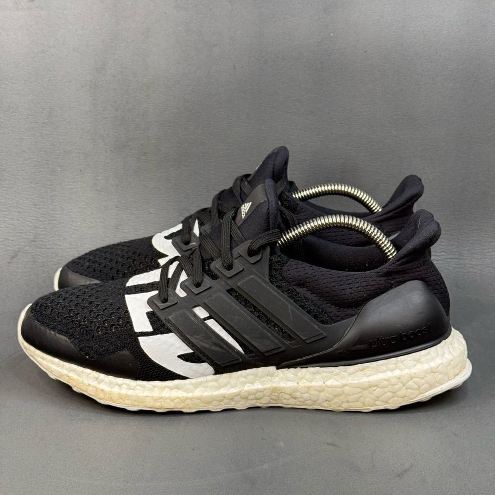 adidas Ultra Boost Undefeated Blackout athletic sneaker shoes men’s size 8